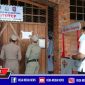 Satpol PP saat mekakukan penutupan rumah makan ASELA di Jl. Raya Desa Sejati, Kecamatan Camplong, Sampang.