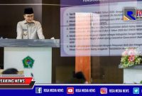 Bupati Pamekasan (Baddrut Tamam) dalam Rapat Paripurna DPRD Pamekasan Tentang Penyampaian Nota Penjelasan Bupati Mengenai Laporan Keterangan Pertanggungjawaban Bupati Tahun Anggaran 2020 di ruang paripurna DPRD Pamekasan.