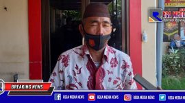 Anggota DPRD Bangkalan (H. Musawwir) saat diwawancara awak media usai melaporkan Kades Tanah Merah Laok ke Mapolres Bangkalan.