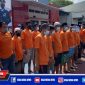 Puluhan pelaku penyalahgunaan narkoba berjejer dihalaman Mapolres Bangkalan.