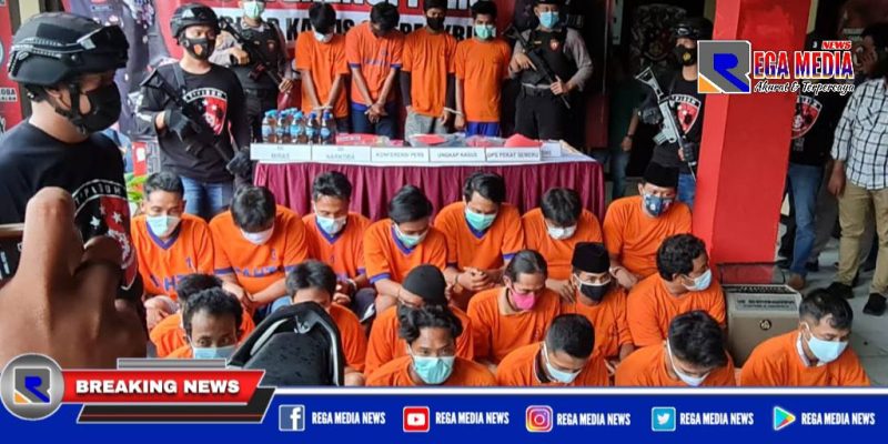 Konferensi Pers, Polres Bangkalan ringkus puluhan preman dan pelaku penyalahgunaan narkoba.