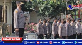 Kapolres Sampang (AKBP Abdul Hafidz) saat pimpin gelar apel pasukan Operasi Keselamatan Semeru 2021.