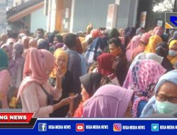 Pungli Ditengah Kerumunan Penerima BPUM Depan Bank BNI Cabang Sampang