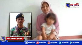 Foto Serda Eko Prasetyo semasa hidup beserta istri dan anaknya.