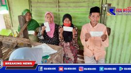 Sejumlah warga Desa Komis, Kecamatan Kedungdung, Sampang, yang menjadi korban penipuan.