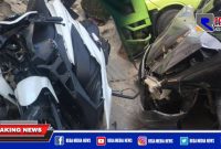 Dua unit kendaraan yang terlibat kecelakaan di jalan raya Torjunan, Kecamatan Robatal, Sampang.