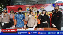 Konferensi Pers: Polres Kediri ungkap kasus pengeroyokan seorang pemuda.