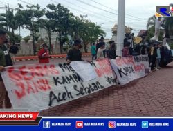 GERPAS Gruduk Kantor Bupati Aceh Selatan