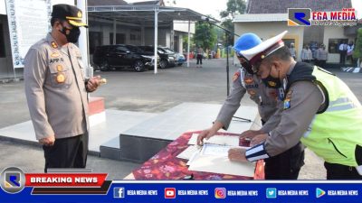 Gelar Apel Penandatanganan Pakta Integritas Bersih dari Narkoba, Ini Warning Kapolres Pamekasan