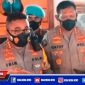 Kapolrestabes Surabaya (Kombes Pol Jhonny Edizon Isir) didampingi Kabid Humas Polda Jatim (Kombes Pol Gatot Repli Handoko) saat diwawancara awak media.