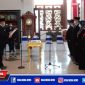 Bupati Sampang (H. Slamet Junaidi) saat melantik dan memutasi sejumlah pejabat Pemkab setempat, di Pringgitan Pendopopo Trunojoyo Sampang.