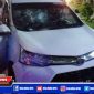 Kondisi mobil salah satu warga Camplong, Sampang, rusak usai diamuk massa.
