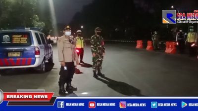 Sekat Jalan Raya Dupak Rukun Surabaya, Kendaraan Plat Luar Daerah Putar Balik