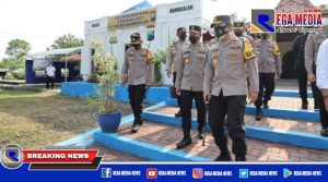 Tim Mabes Polri dan Polda Jatim Tinjau Posko Lebaran di Bangkalan