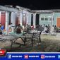 Pemuda dan para nelayan Desa Tanjung saat melakukan musyawarah terkait penolakan pengeboran migas di wilayah perairan Pamekasan.