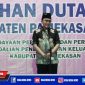 Bupati Pamekasan (Baddrut Tamam) saat memberikan sambutan pada acara grand Final Pemilihan Duta Genre.