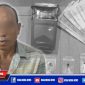Tersangka (SD) beserta barang bukti narkoba jenis sabu-sabu, saat diamankan di Mapolsek Semampir.