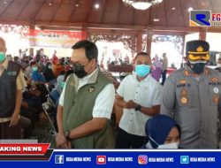 Pantau Vaksinasi Covid-19 Serentak, Bupati Pamekasan: Vaksin ini Penting Bagi Kesehatan