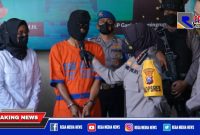 Kapolres Pelabuhan Tanjung Perak (AKBP Ganis Setya Ningrum) mengintrogasi langsung tersangka SDY.