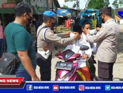 Jalan Raya Pasar Bungkak Sampang Jadi Sasaran Penyekatan