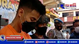 MM yang merupakan selingkuhan Virgita saat Konferensi pers