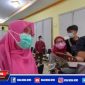 Direktur RSUD Syamrabu Bangkalan (Dr. Nunuk Kristiani), saat diwawancarai awak media.