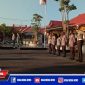 Kapolres Sampang (AKBP Abdul Hafidz) saat pimpin apel pasukan dalam rangka kesiapan pengamanan menjelang hari raya Idul Adha 1442 hijriyah.