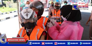 Wartawan Surabaya Dapat Giliran Vaksinasi Drive Thru