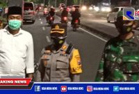 Ketuan AMP (H. Nawadi) saat bersama Kapolres Pelabuhan Tanjung Perak (AKBP Ganis Setyaningrum), di sekitar pintu masuk tol jembatan Suramadu.