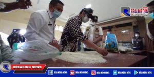 Bantuan Beras Kemensos Bau Apek, Wagub Jatim Minta Stop Distribusi