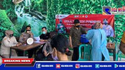 Vaksinasi Nelayan Sontoh Laut Surabaya