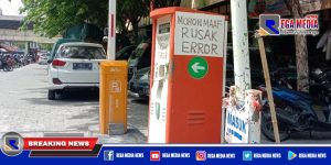 Portal Otomatis Pintu Masuk Pasar Sampang Dibiarkan Rusak