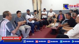 Paguyuban pedagang kaki lima saat audiensi dengan Kepala Pasar Ki Lemah Duwur Bangkalan.
