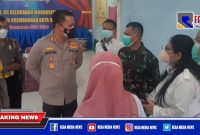 Kapolres Pelabuhan Tanjung Perak (AKBP Anton Elfrino Trisanto) saat sidak pelaksanaan vaksinasi home care.