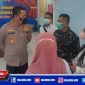 Kapolres Pelabuhan Tanjung Perak (AKBP Anton Elfrino Trisanto) saat sidak pelaksanaan vaksinasi home care.