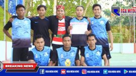 Official Club (Ach. Jamali) bersama para pemain Butmoning Club.