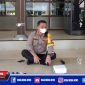 Caption: Kapolres Pelabuhan Tanjung Perak (AKBP Anton Elfrino Trisanto) saat bersilaturahmi dengan awak media.