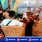 Caption: kuasa hukum anggota DPRK Aceh Selatan dari Partai Daerah Aceh (PDA) Murhaban, saat bersama sejumlah awak media.