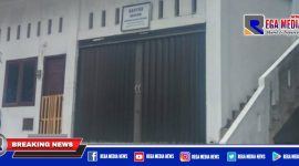 Caption: tampak kantor Keuchik Gampong Gunung Kerambil tertutup.