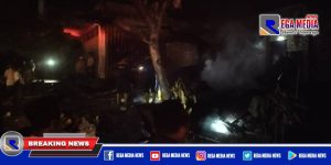 Toko Onderdil Motor di Sampang Terbakar