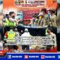 Caption: Polsek Semampir sosialisasi protokol kesehatan kepada masyarakat.