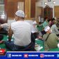 Caption: sejumlah kyai saat di vaksinasi.