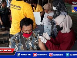 Polsek Asemrowo Door To Door Vaksinasi Ke Pasar Loak