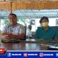 Caption: dr. Surya Haksara (masker kuning) didampingi kedua kuasa hukumnya, Bachtiar Pradinata dan Risang Bima Wijaya.