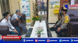 Caption: Kapolsek Mulyorejo menemui Ketua MWC NU saat silaturahmi.