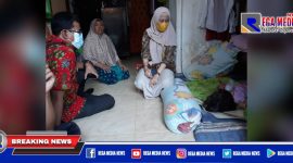 Caption: tim dari Pemkab Sampang saat mengunjungi kediaman Emilia Sahra.