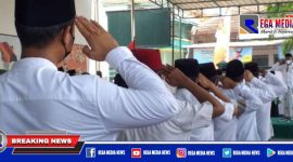 Caption: saat upacara peringatan Hari Santri Nasional tahun 2021.