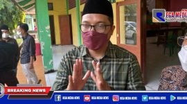 Caption: anggota Komisi VI DPR RI (Achmad Baidowi) saat diwawancara awak media.
