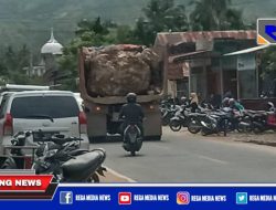 Dump Truk Pengangkut Batu di Samadua Membahayakan