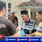 Caption: salah satu ahli waris (H. Tohir) saat diwawancara awak media.